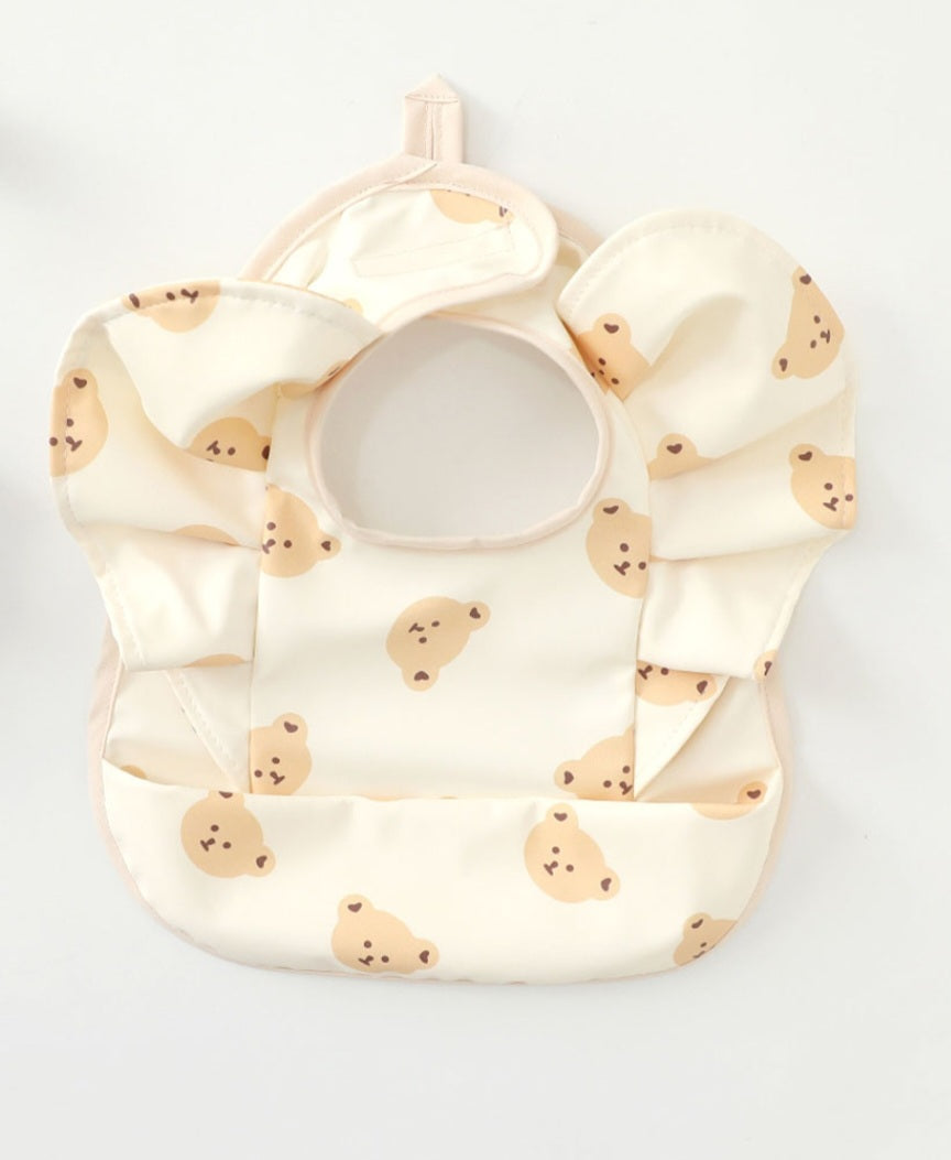 Frill Bib